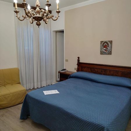 Belvedere Hotel & Villa توسكولانو ماديرنو المظهر الخارجي الصورة
