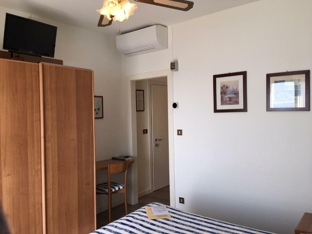 Belvedere Hotel & Villa توسكولانو ماديرنو المظهر الخارجي الصورة